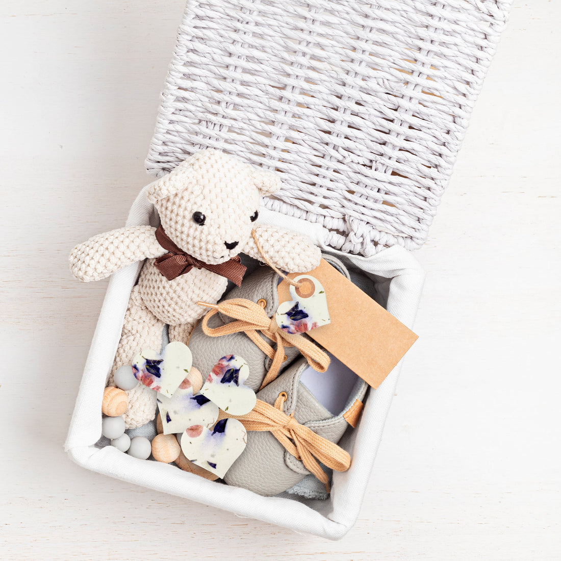 Small Purple Heart Plantable Seed Paper – Set of 50 - Seed Bloom Gifts